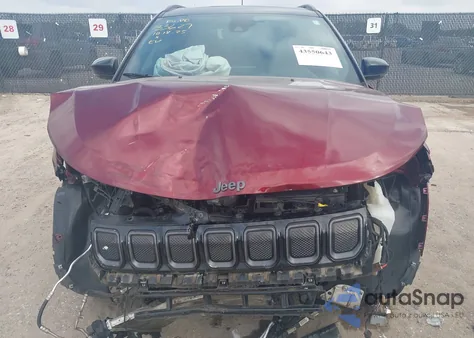 2022 Jeep Compass High Altitude 4X4 из США, поврежденный, VIN 3C4NJDCB3NT145423